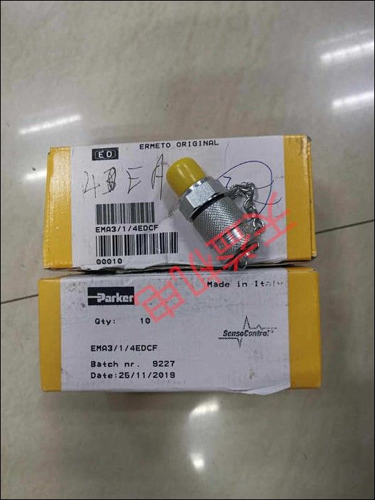 EMA3 1 4EDCF    測(cè)壓接頭
